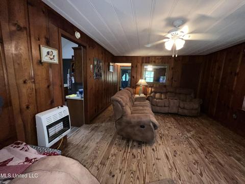 44 County Road 517, Como, MS 38619 photo 21