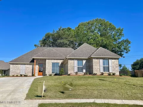 214 Baleigh Dr, Canton, MS 39046