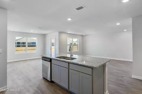 1042 Enclave Cir, Long Beach, MS 39560 photo 15