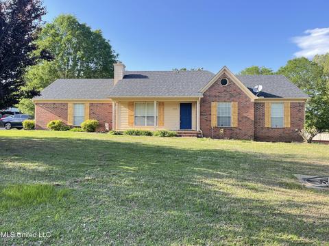 5008 Allen Rd, Hernando, MS 38632 photo 1
