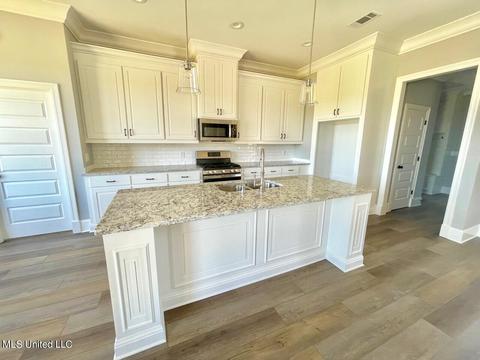 225 Baleigh Dr, Canton, MS 39046 photo 10