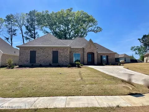 216 Baleigh Dr, Canton, MS 39046