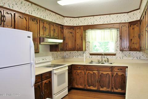 119 Bonnett Ln, Lucedale, MS 39452 photo 6