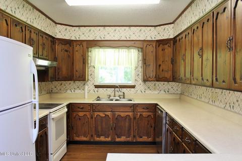 119 Bonnett Ln, Lucedale, MS 39452 photo 5