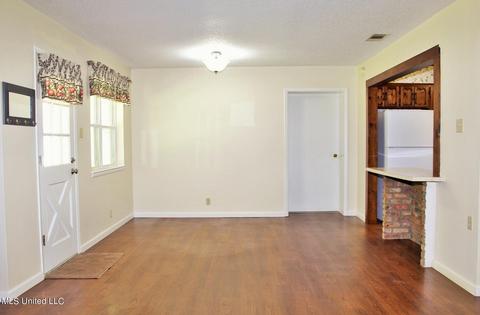 119 Bonnett Ln, Lucedale, MS 39452 photo 9