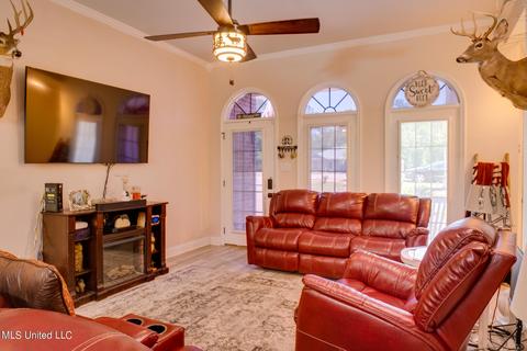 53 Trace Dr, Mchenry, MS 39561 photo 10
