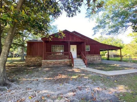 2312 13th St, Pascagoula, MS 39567