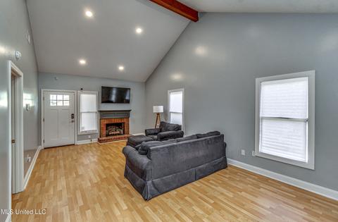 307 Northtown Dr, Jackson, MS 39211 photo 8