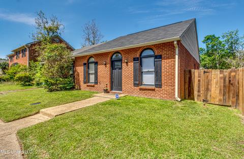 307 Northtown Dr, Jackson, MS 39211 photo 2