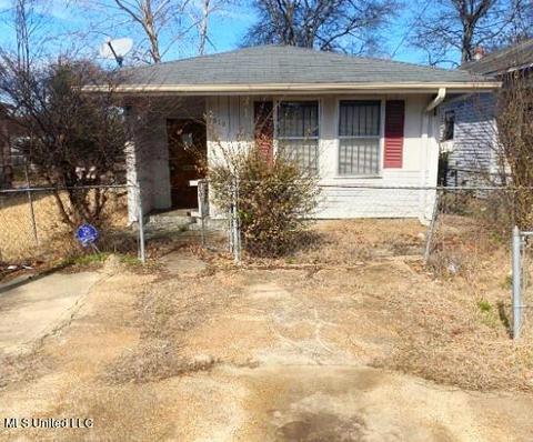 312 W Scott St, Greenwood, MS 38930
