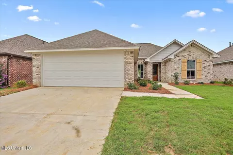 816 Stones Throw Dr, Brandon, MS 39042