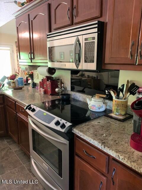 1900 Thousand Oaks Dr, Hernando, MS 38632 photo 9