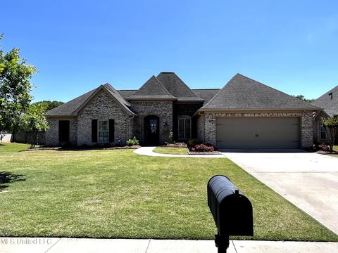 156 Belle Oak Dr, Brandon, MS 39042 photo 1