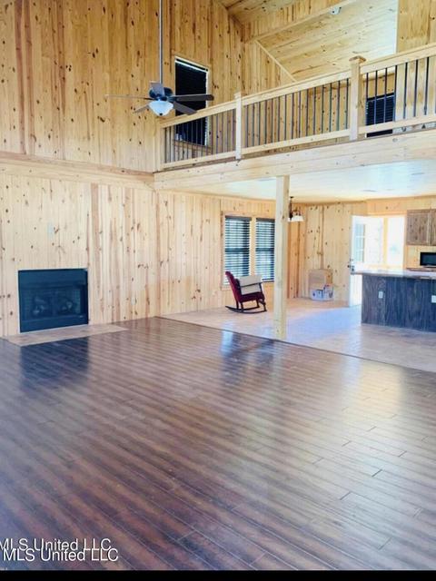 9829 Bragg Rd, Moss Point, MS 39562 photo 3
