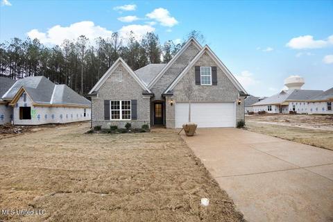 2353 Kent Dr, Southaven, MS 38672