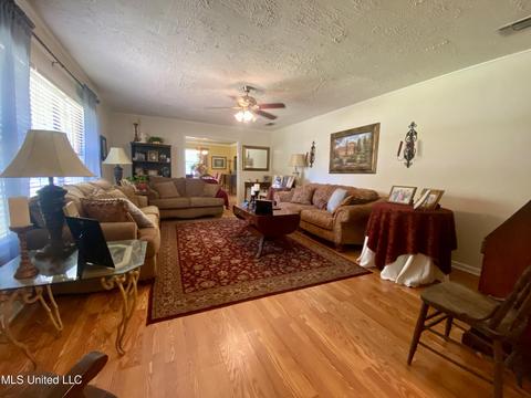 208 Elizabeth St, Wiggins, MS 39577 photo 23