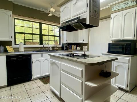 208 Elizabeth St, Wiggins, MS 39577 photo 33