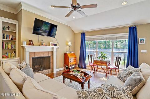 736 Prominence Dr, Flowood, MS 39232 photo 5