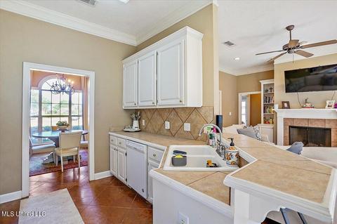 736 Prominence Dr, Flowood, MS 39232 photo 12