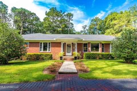 4177 Main St, Lucedale, MS 39452