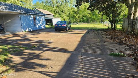 3825 Church Rd, Nesbit, MS 38651 photo 6