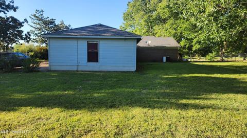 3825 Church Rd, Nesbit, MS 38651 photo 9