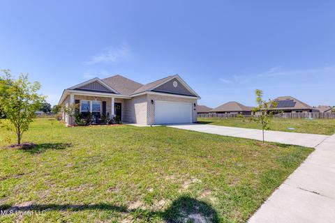 7297 Barley Dr, Ocean Springs, MS 39564