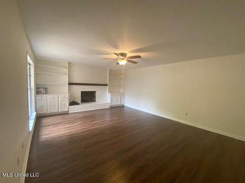 3949 Riverpine Dr, Moss Point, MS 39563 photo 3