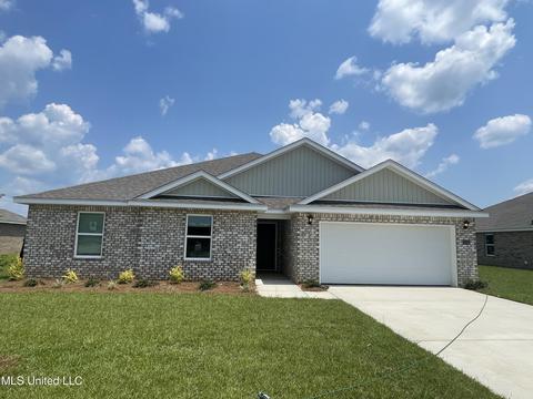 15332 Leighwood Ln, Biloxi, MS 39532