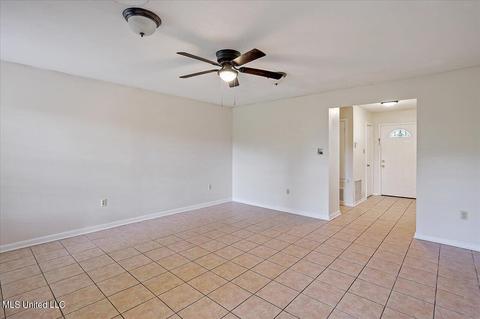 805 Normandy Dr, Clinton, MS 39056 photo 8