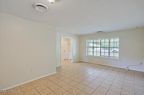 805 Normandy Dr, Clinton, MS 39056 photo 13