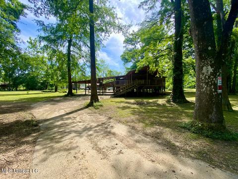 2100 Pascagoula River Dr, Lucedale, MS 39452 photo 9