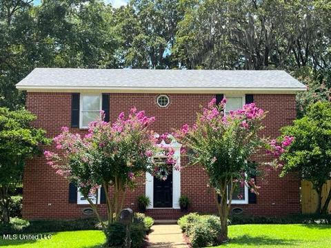 202 Concord Dr, Clinton, MS 39056
