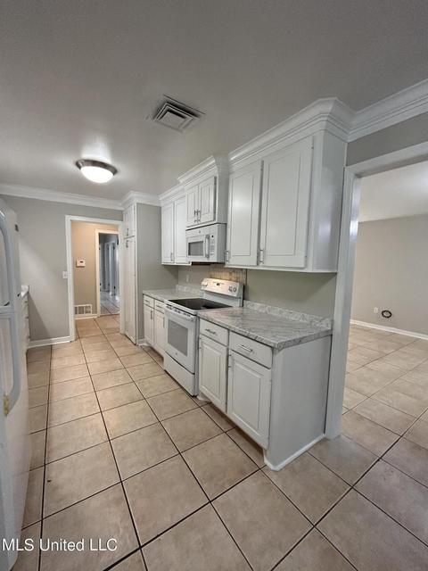 1241 Belvoir Pl, Jackson, MS 39202 photo 5