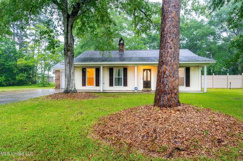 11300 General Walker Rd, Moss Point, MS 39562 photo 1