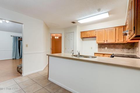 11300 General Walker Rd, Moss Point, MS 39562 photo 10