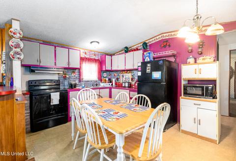 74 Connie Ross Rd, Como, MS 38619 photo 8