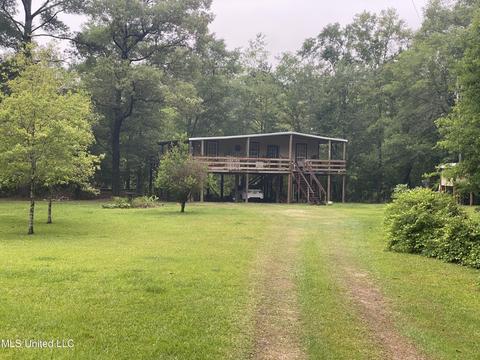 2504 Old Hwy 26, Wiggins, MS 39577 photo 2