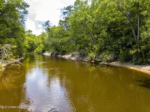 2504 Old Hwy 26, Wiggins, MS 39577 photo 38