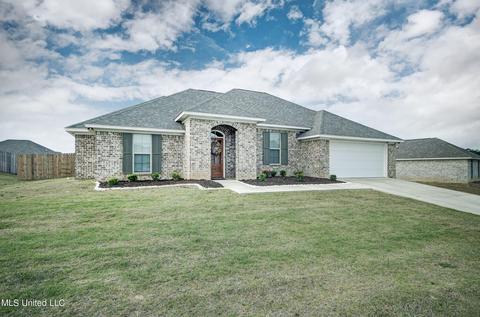 126 Richmond Way, Canton, MS 39046