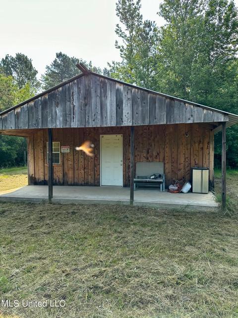 585 Sawmill Rd, Kilmichael, MS 39747 photo 2