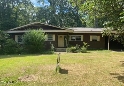919 Barberry Ave, Jackson, MS 39204