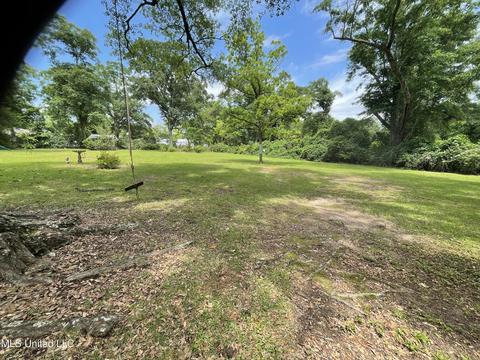 736 Mill St, Lucedale, MS 39452 photo 6