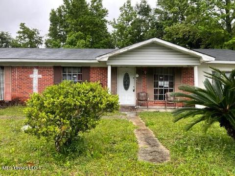 1608 Woodward Ave, Gulfport, MS 39501