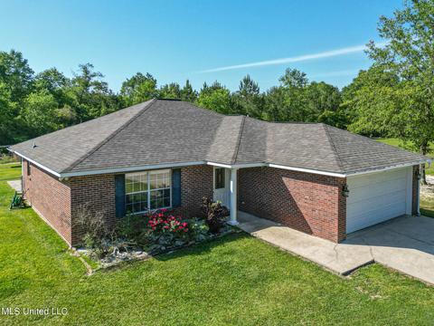 350 Shadeville Rd, Wiggins, MS 39577