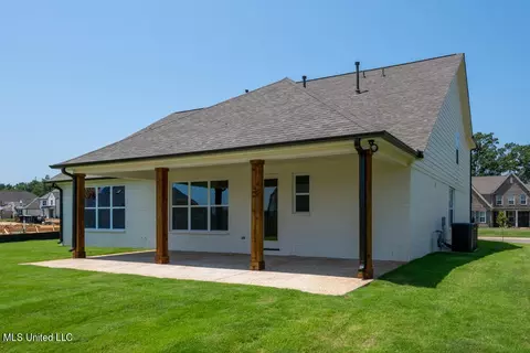 3948 Fieldstream Dr, Olive Branch, MS 38654 photo 4