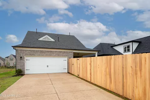 Exterior - 3495 Kreunen St, Nesbit, MS 38651 photo 7 of 7