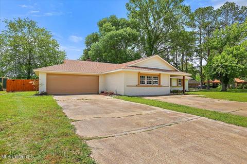 215 Fairfield Dr, Jackson, MS 39206 photo 3