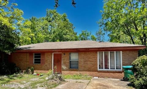 4032 Ponderosa Dr, Gulfport, MS 39501