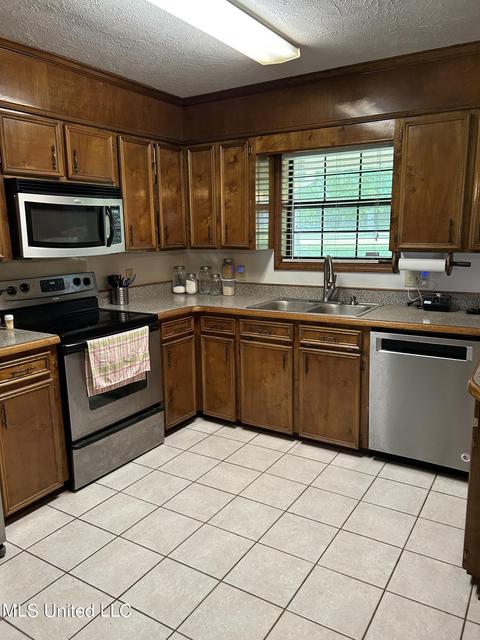 648 Cox Ferry Rd, Flora, MS 39071 photo 10